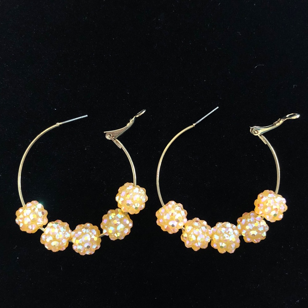 Dangles and hoops - Picture 3 of 4